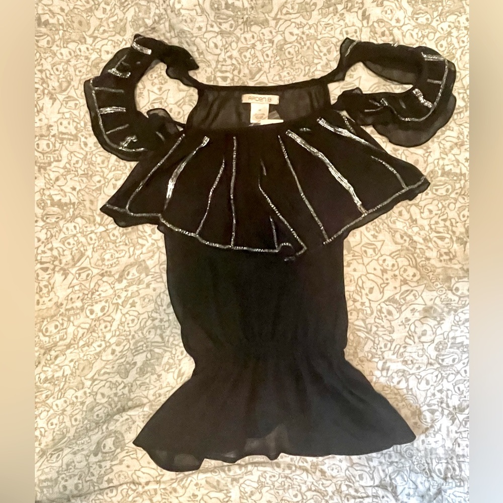 NWT Black Arden B top